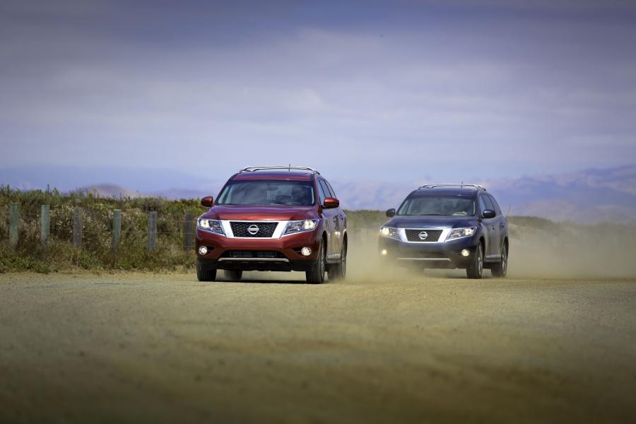  Nissan Pathfinder 2013 года  (фото 134 из 141)